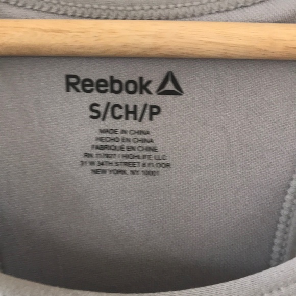 NWT Reebok Sports Bra - Picture 3 of 6